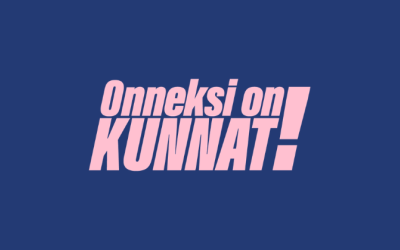 Sinisellä pohjalla vaaleanpunainen teksti: Onneksi on kunnat!