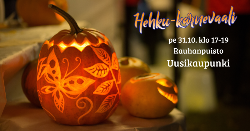 Hehku-karnevaali kaiverrettu kurpitsa ja tunnelmavalot